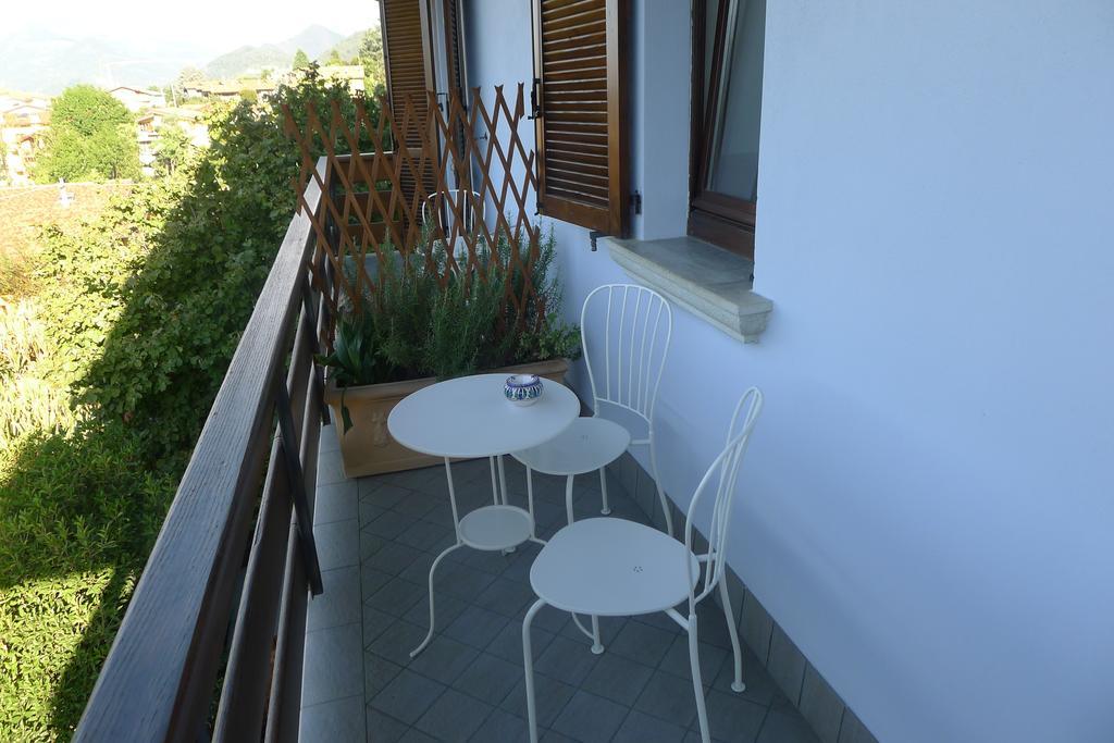 B&B La Corte Dei Gelsomini Ponteranica Exterior photo